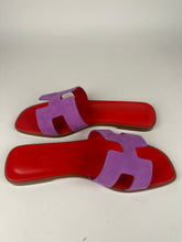 Load image into Gallery viewer, Hermes Oran Suede Goatskin Violet Parma Size 39EU