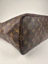 Load image into Gallery viewer, Louis Vuitton Monogram Neverfull MM  With Pouch Peony Interior