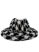 Load image into Gallery viewer, Chanel Houndstooth Tweed Hat size Medium