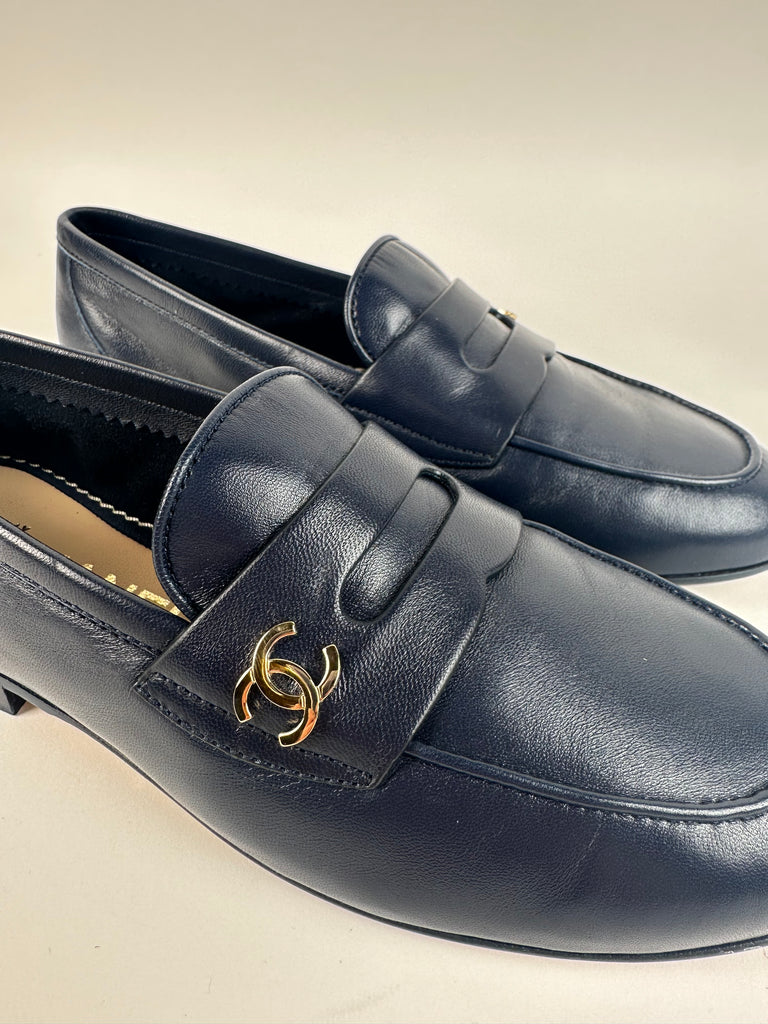 Chanel Mocassin Loafers Navy Blue size 35EU