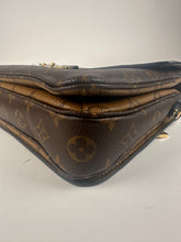 Load image into Gallery viewer, Louis Vuitton Reverse Monogram Pochette Metis