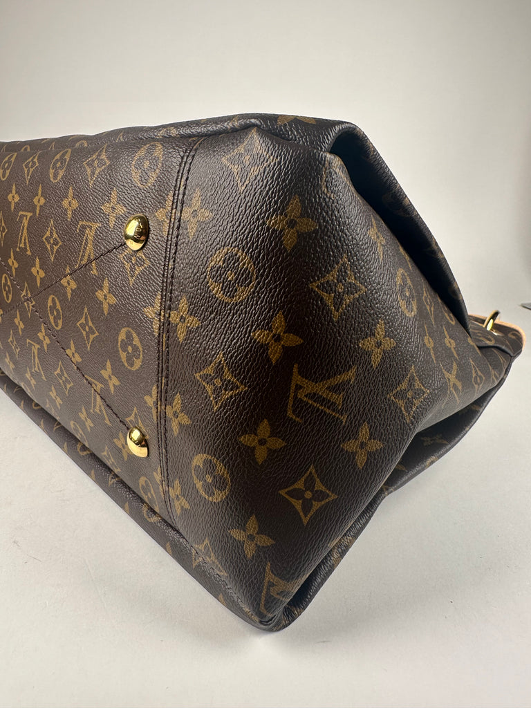 Louis Vuitton Monogram Artsy MM New Model