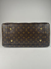 Load image into Gallery viewer, Louis Vuitton Monogram Artsy MM New Model