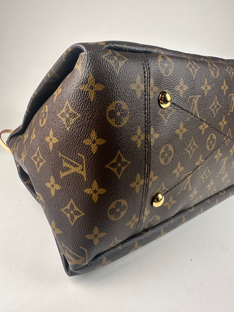 Louis Vuitton Monogram Artsy MM New Model