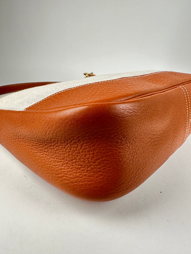 Hermes Toile Courchevel Trim II 31 Gold Hobo Bag