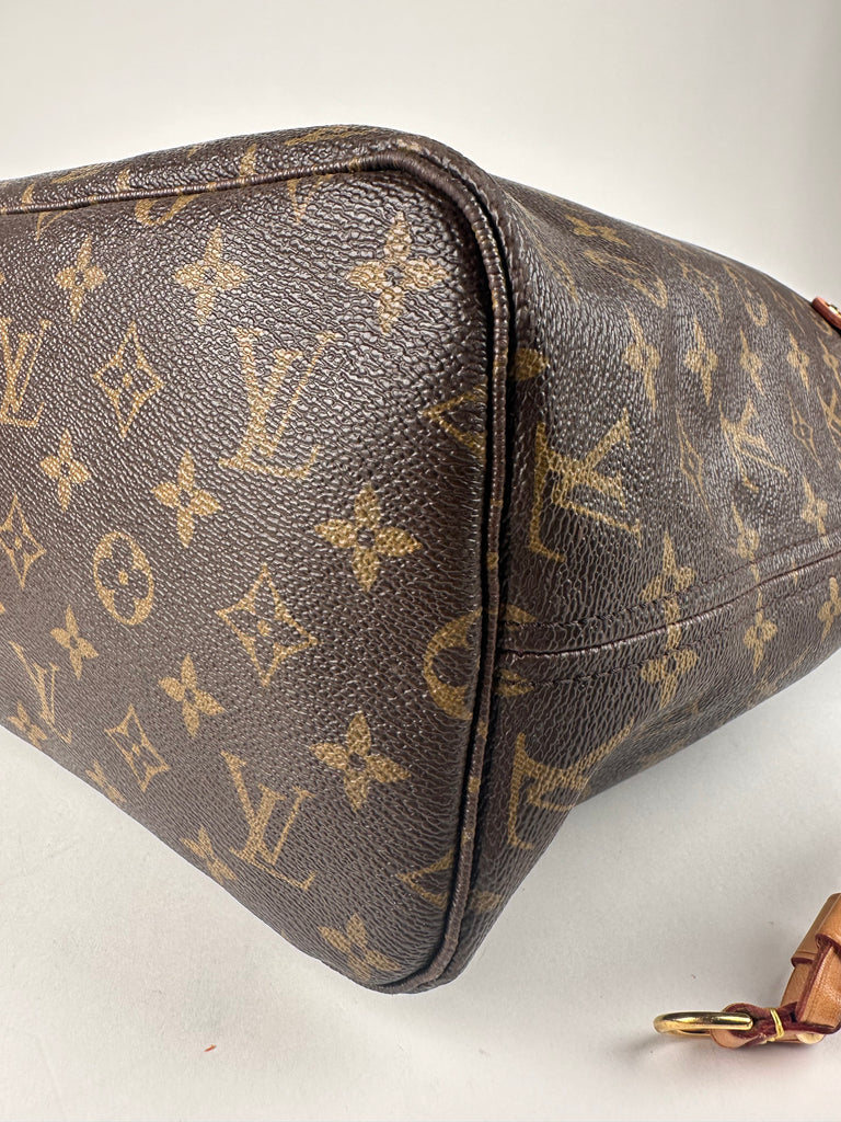 Louis Vuitton Monogram Neverfull MM  With Pouch Peony Interior