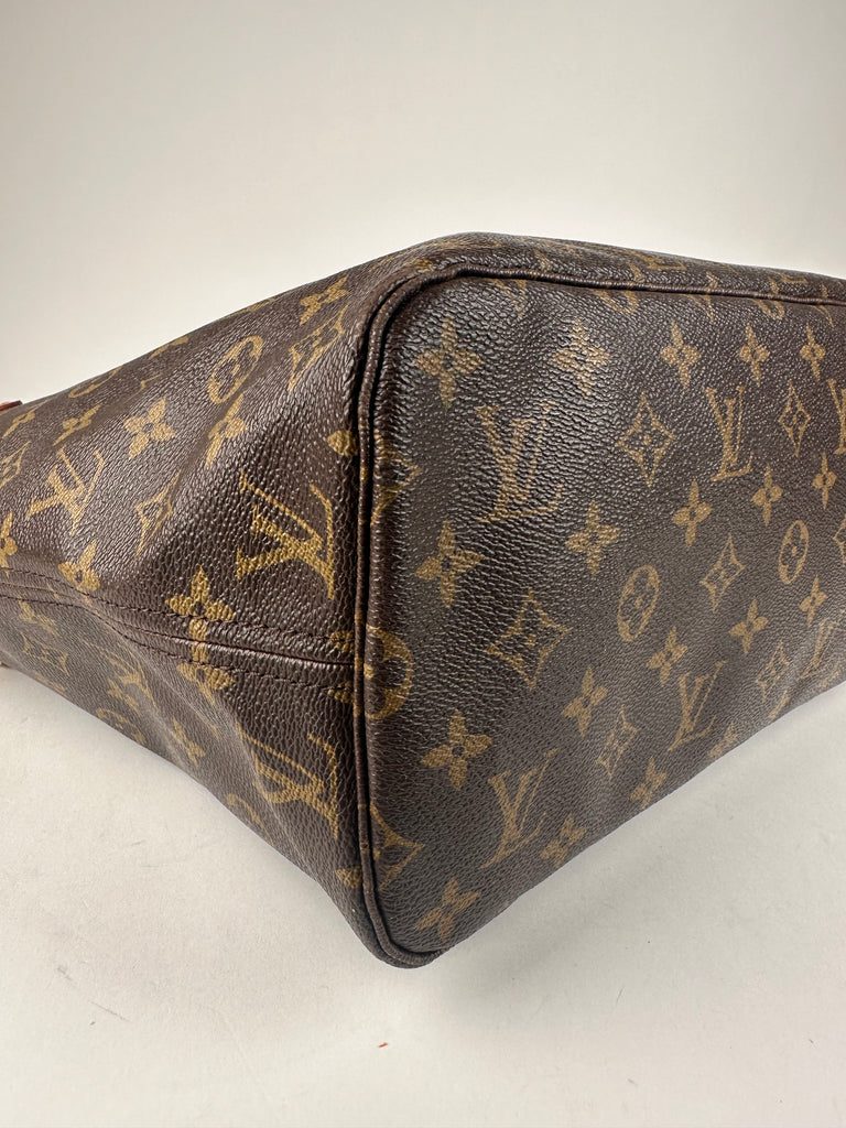 Louis Vuitton Monogram Neverfull MM  With Pouch Peony Interior