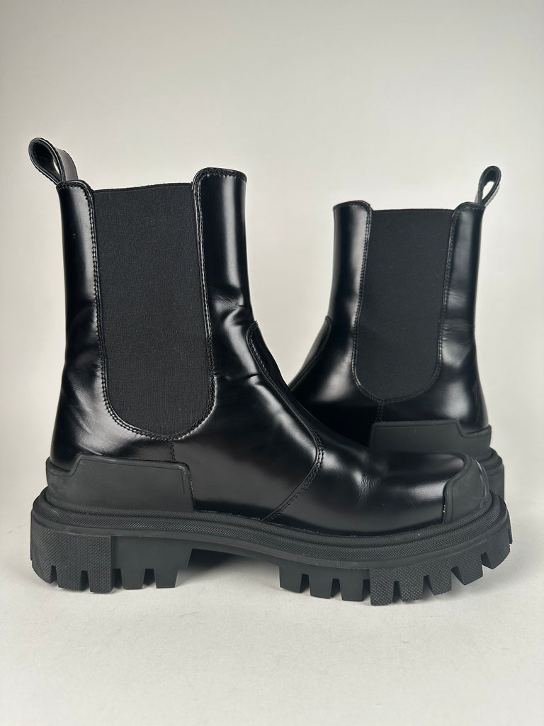Dolce & Gabbana Calfskin Ankle Boot Rubber Sole Size 38EU