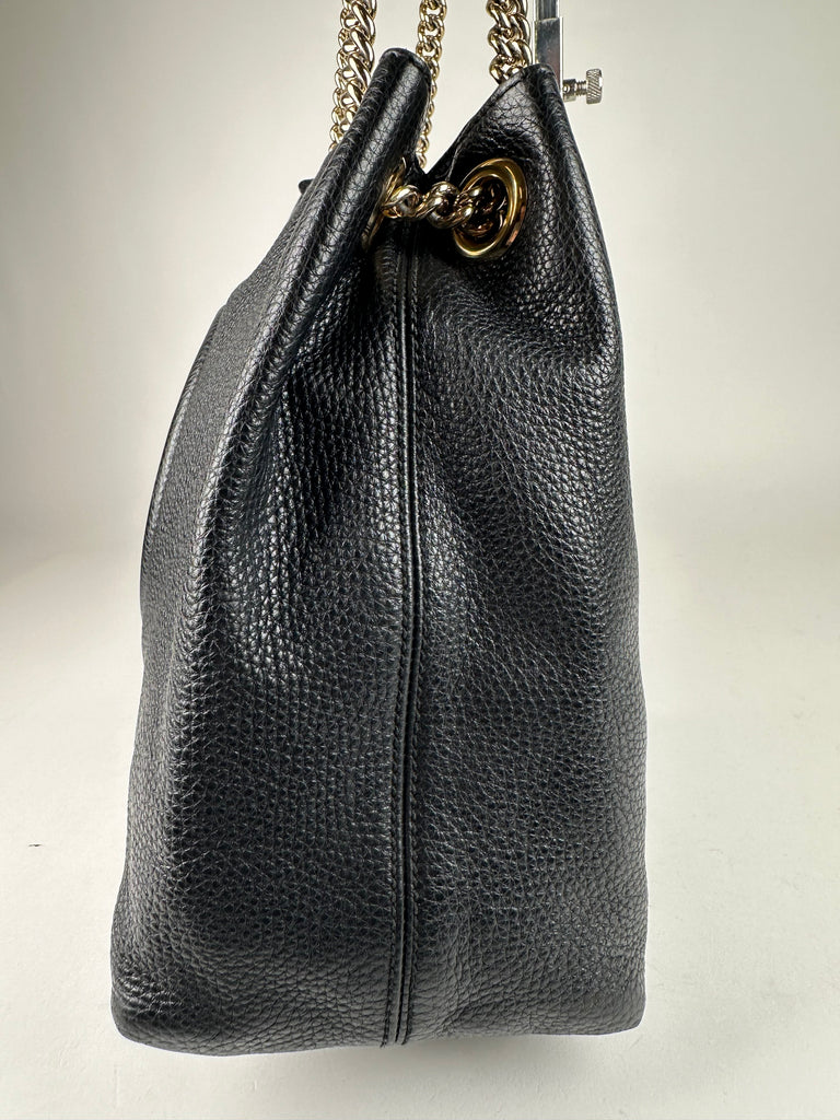 Gucci Pebbled Calfskin Medium Soho Chain Tote Black