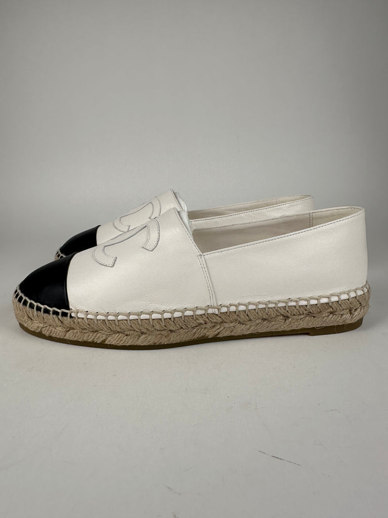 Chanel Lambskin Espadrilles size 39EU White Black Toe