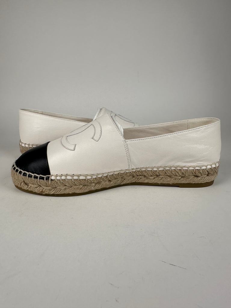 Chanel Lambskin Espadrilles size 39EU White Black Toe