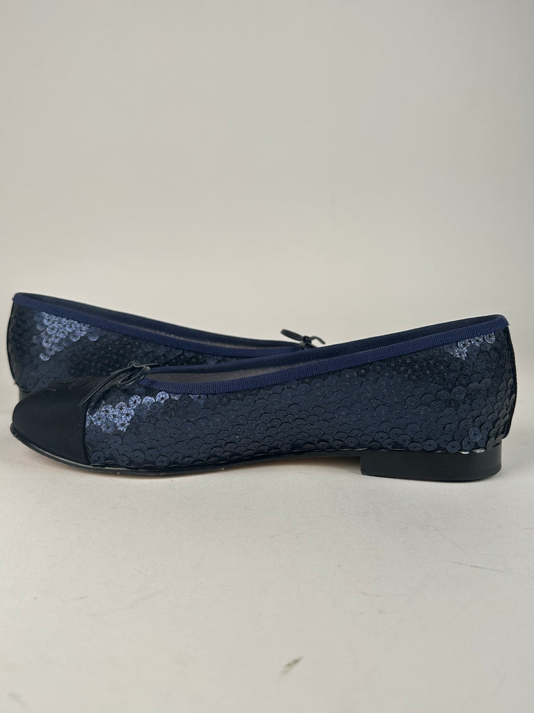 Chanel CC Sequin Logo Ballerina Flats Navy Blue/ Black Size 38EU