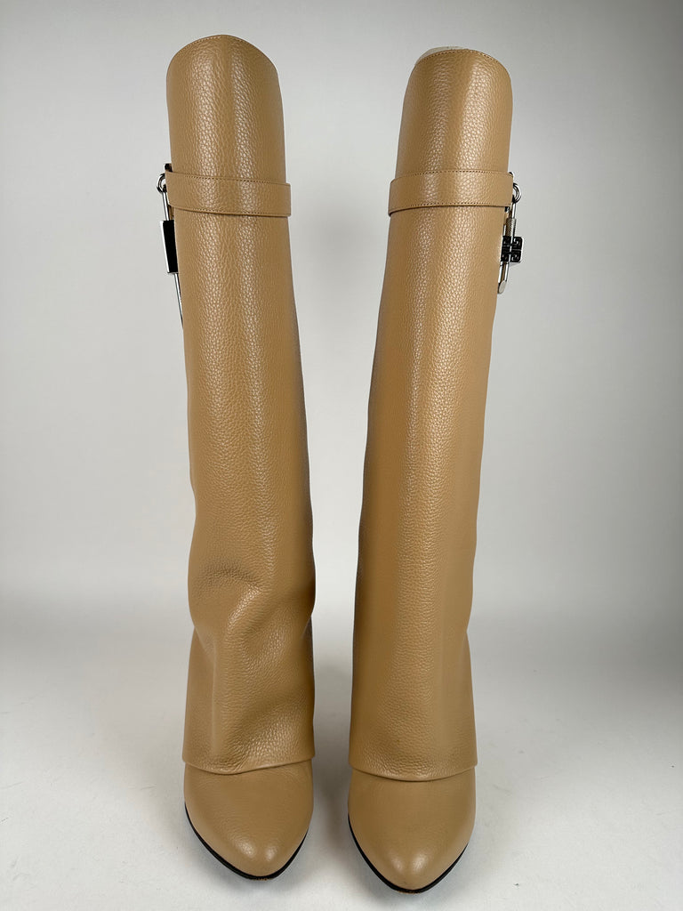 Givenchy Shark Lock Tall Boots Beige Grained Leather Size 40EU