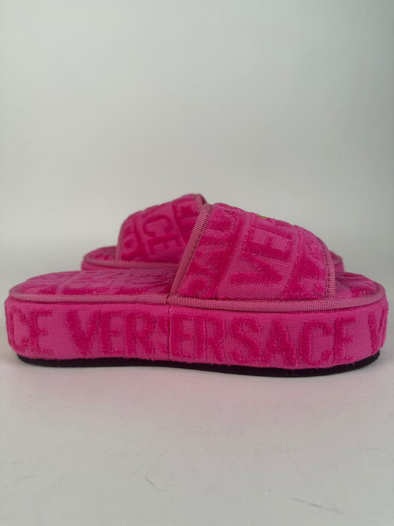 Versace All Over Print Medusa Head Terrycloth Platform Slippers Slides Size 37EU