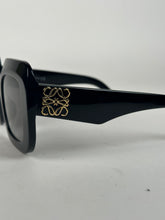 Load image into Gallery viewer, Loewe Square Anagram Sunglasses Black