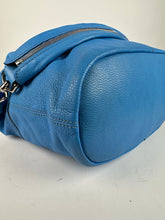 Load image into Gallery viewer, Givenchy Lambskin Medium Nightingale Periwinkle Blue