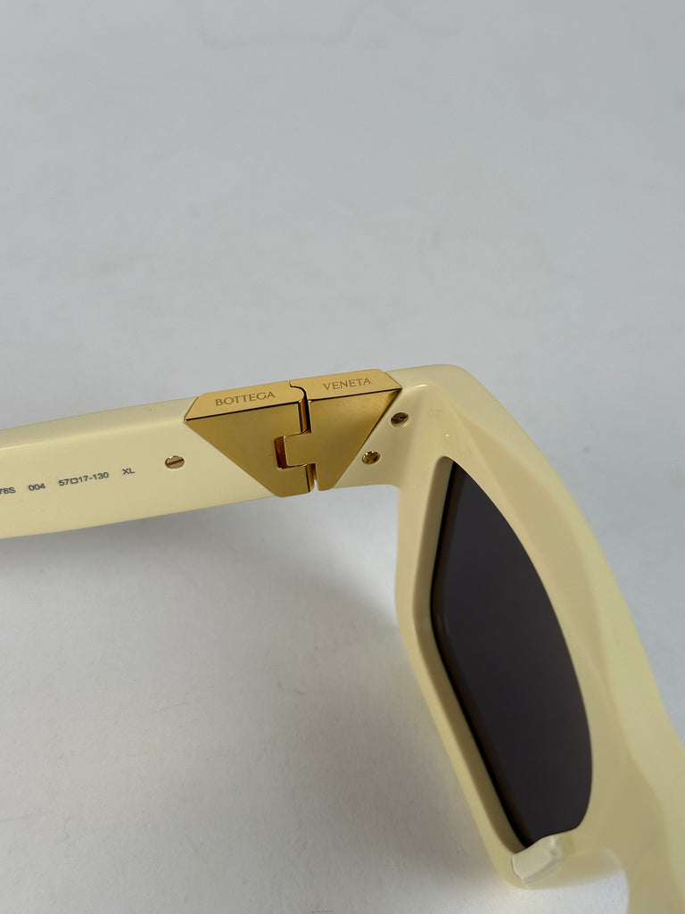 Bottega Veneta Angle Acetate Square Sunglasses Off White Grey
