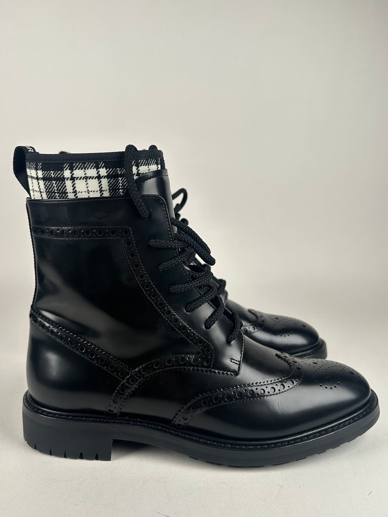 Dior Calfskin Tartan D-Order Low Boot Black/White size 38EU