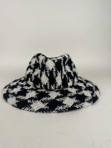 Chanel Houndstooth Tweed Hat size Medium