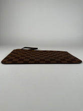 Load image into Gallery viewer, Louis Vuitton Neverfull MM/GM Pochette Damier Ebene Cherry