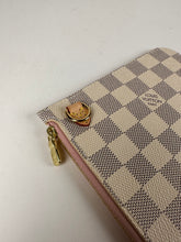 Load image into Gallery viewer, Louis Vuitton Neverfull MM/GM Pouch Damier Azur