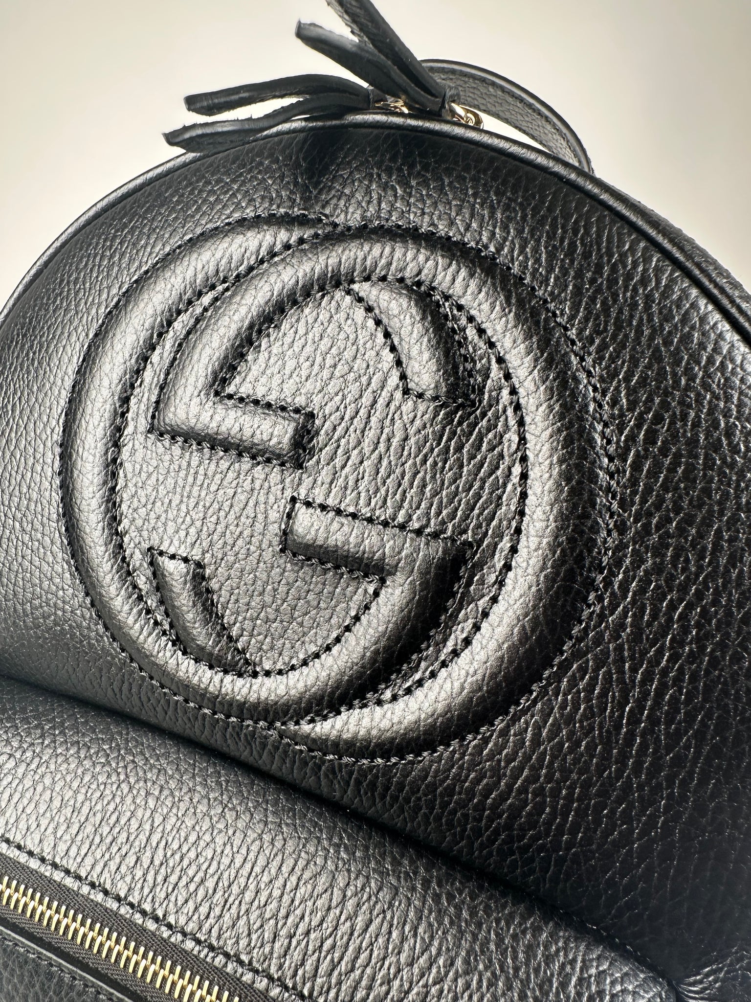 Gucci Pebbled Calfskin Soho Chain Backpack Black Sacdelux