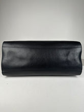 Load image into Gallery viewer, Gucci Totem Large Butterfly Top Handle Bag Black
