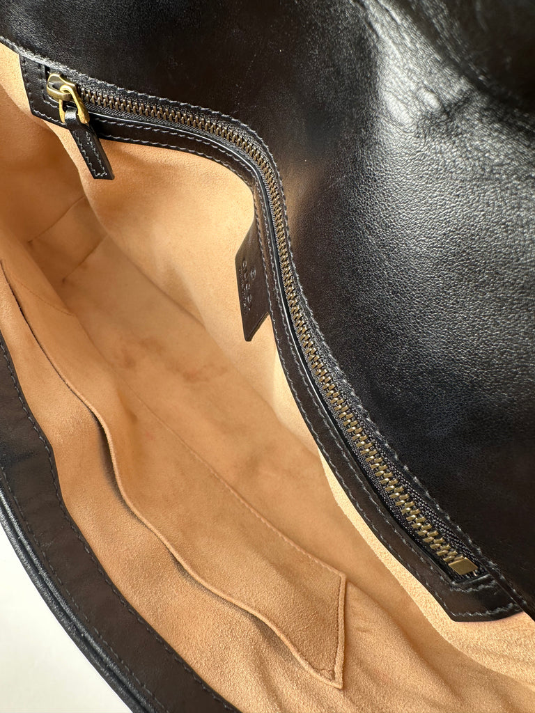 Gucci Marmont Medium Shoulder Bag Calfskin Black