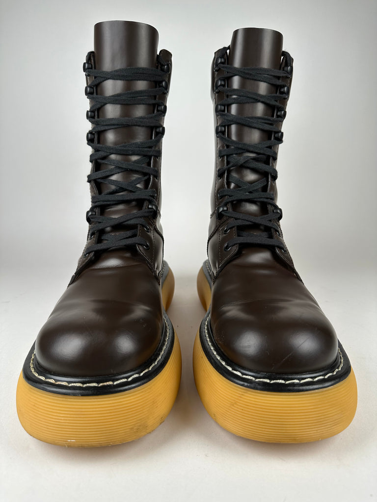 Bottega Bounce Swell Lace Up Boots Size 42EU Chocolate Brown