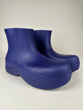 Load image into Gallery viewer, Bottega Veneta Puddle Ankle Boot Blue Size 44EU