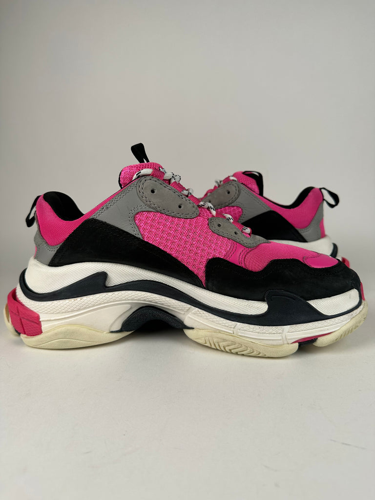 Black and pink balenciaga triple s top