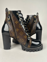 Load image into Gallery viewer, Louis Vuitton Star Trail Monogram Ankle Boot Size 39EU