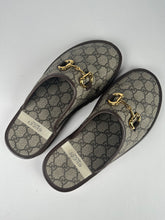 Load image into Gallery viewer, Gucci GG Supreme Monogram Horsebit Slipper Mule Size 6G Men’s