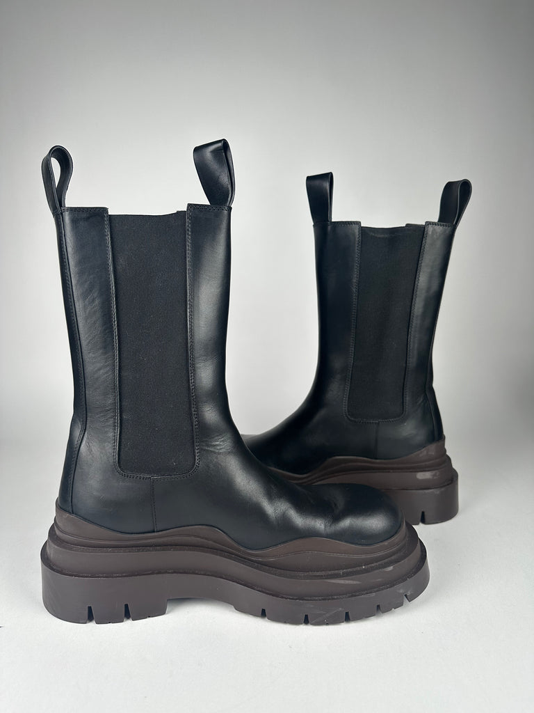 Bottega Veneta Tire Chelsea Boot Black/Ebony Size 39.5 EU