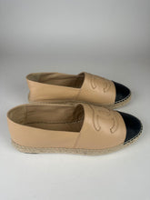 Load image into Gallery viewer, Chanel Lambskin CC Espadrilles Black/Beige 39EU