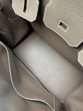 Load image into Gallery viewer, Hermes Birkin 30 Evercolor Leather Etoupe GHW