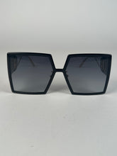 Load image into Gallery viewer, Dior 30 Montaigne Sunglasses Black/Gold