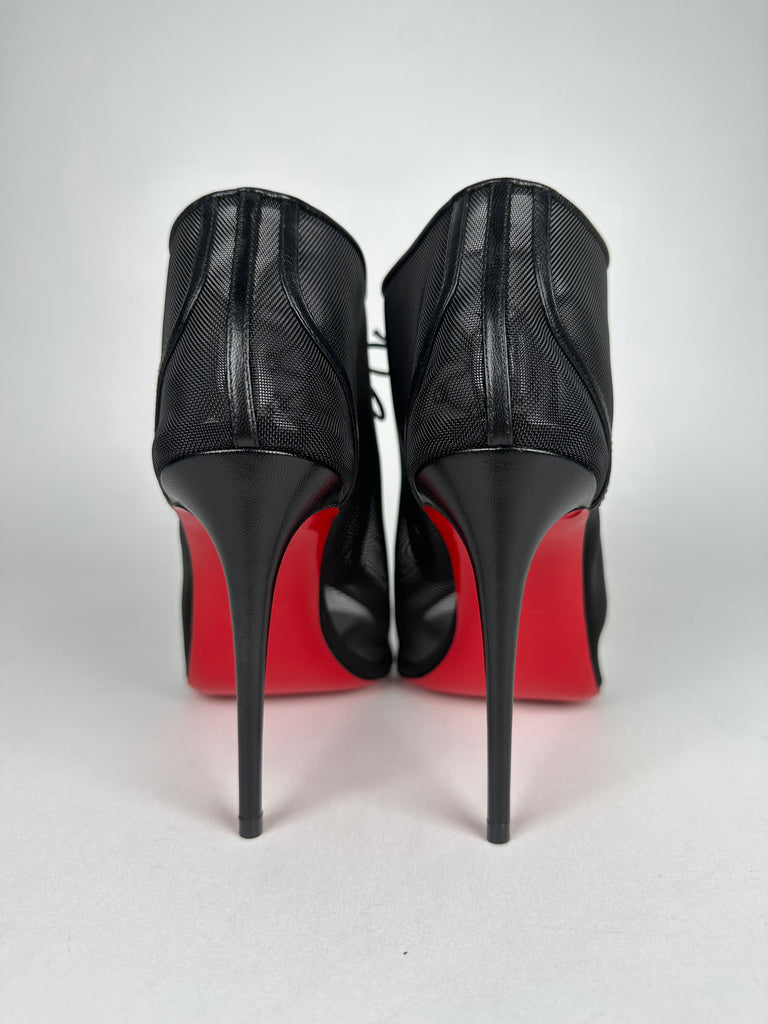 Christian Louboutin - Authenticated Heel - Crocodile Black for Women, Very Good Condition