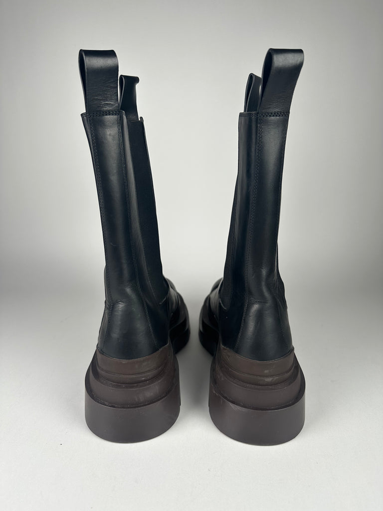 Bottega Veneta Tire Chelsea Boot Black/Ebony Size 39.5 EU