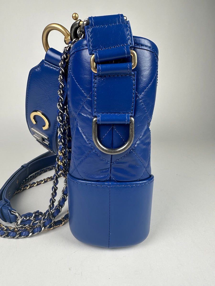 Chanel Chain Around Quilted Leather Hobo Bag Electric Blue