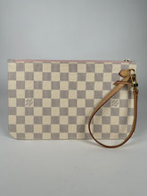 Load image into Gallery viewer, Louis Vuitton Neverfull MM/GM Pouch Damier Azur