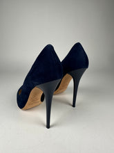 Load image into Gallery viewer, Jimmy Choo Navy Suede Pointed Toe Pump size 39EU