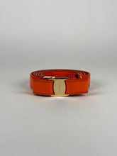 Load image into Gallery viewer, Salvatore Ferragamo Viva Bow Patent Leather Reversible and Adjustable Belt Orange