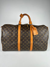 Load image into Gallery viewer, Louis Vuitton Monogram Keepall 50