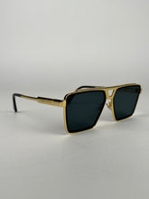 Load image into Gallery viewer, Louis Vuitton 1.1 Evidence Metal Square Sunglasses Gold