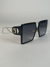 Load image into Gallery viewer, Dior 30 Montaigne Sunglasses Black/Gold