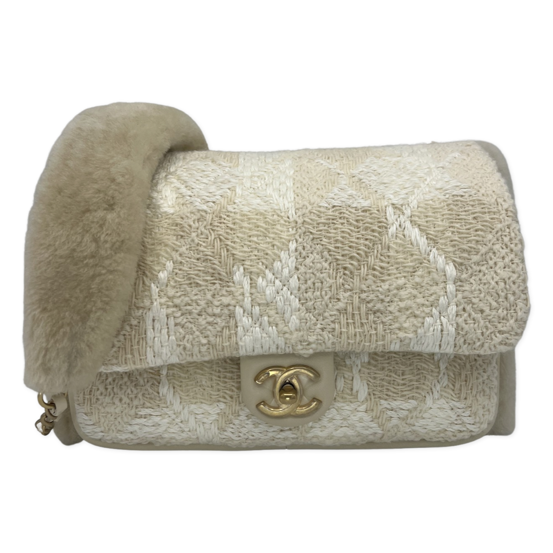 Mini flap bag with top handle, Tweed, lambskin & gold-tone metal, white &  black — Fashion