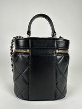 Load image into Gallery viewer, Chanel Lambskin Quilted Trendy CC Vanity Case Black