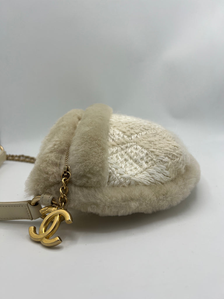 Chanel Tweed and Shearling Belt bag/ Fanny Pack Cream/White