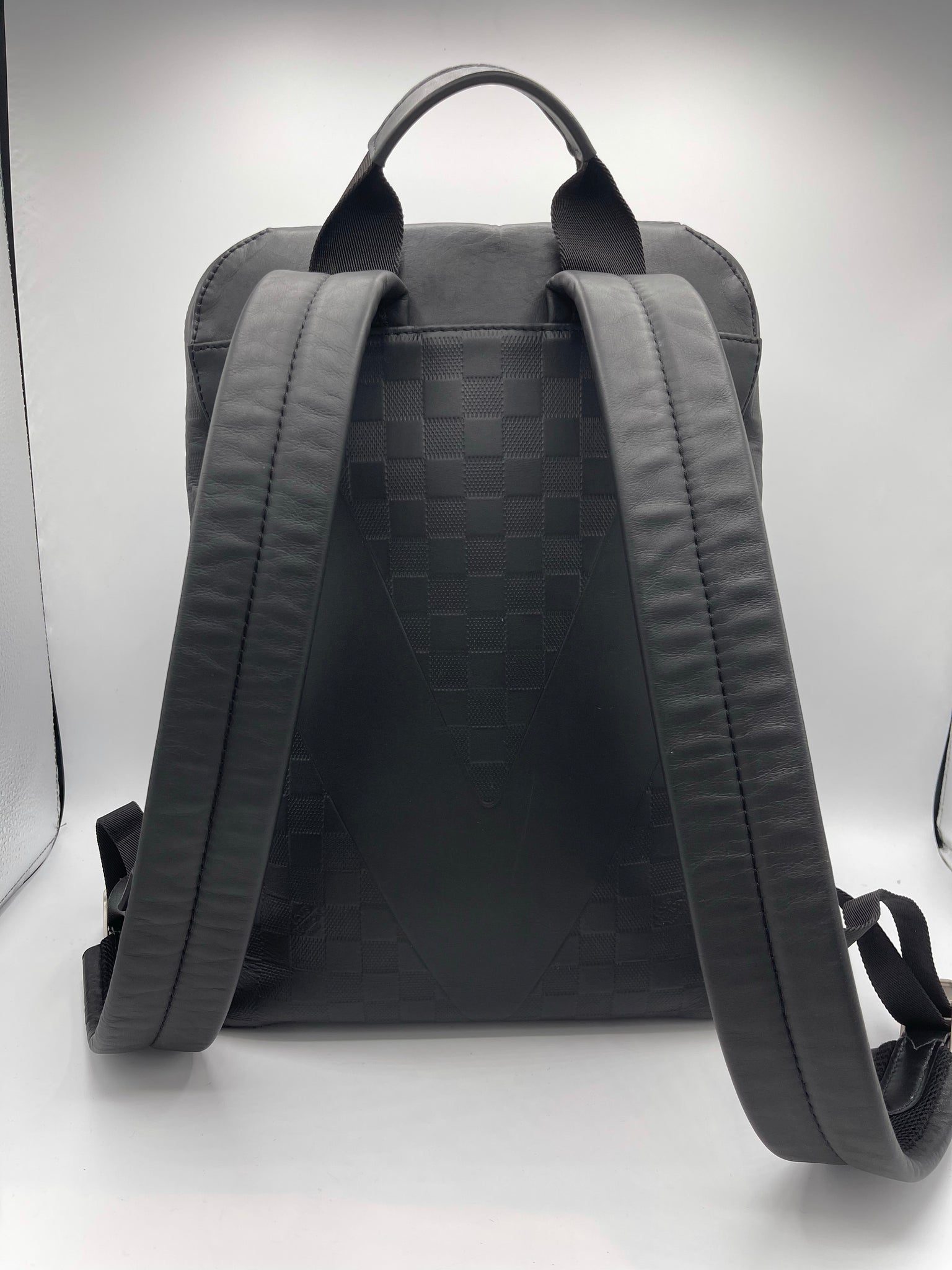 Louis Vuitton Damier Infini Leather Onyx Avenue Backpack – Sacdelux